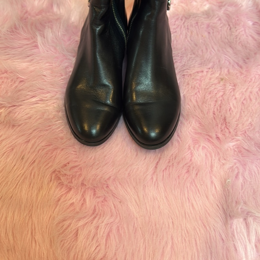 Michael Kors black leather heeled boots size 5.5 - Picture 3 of 7